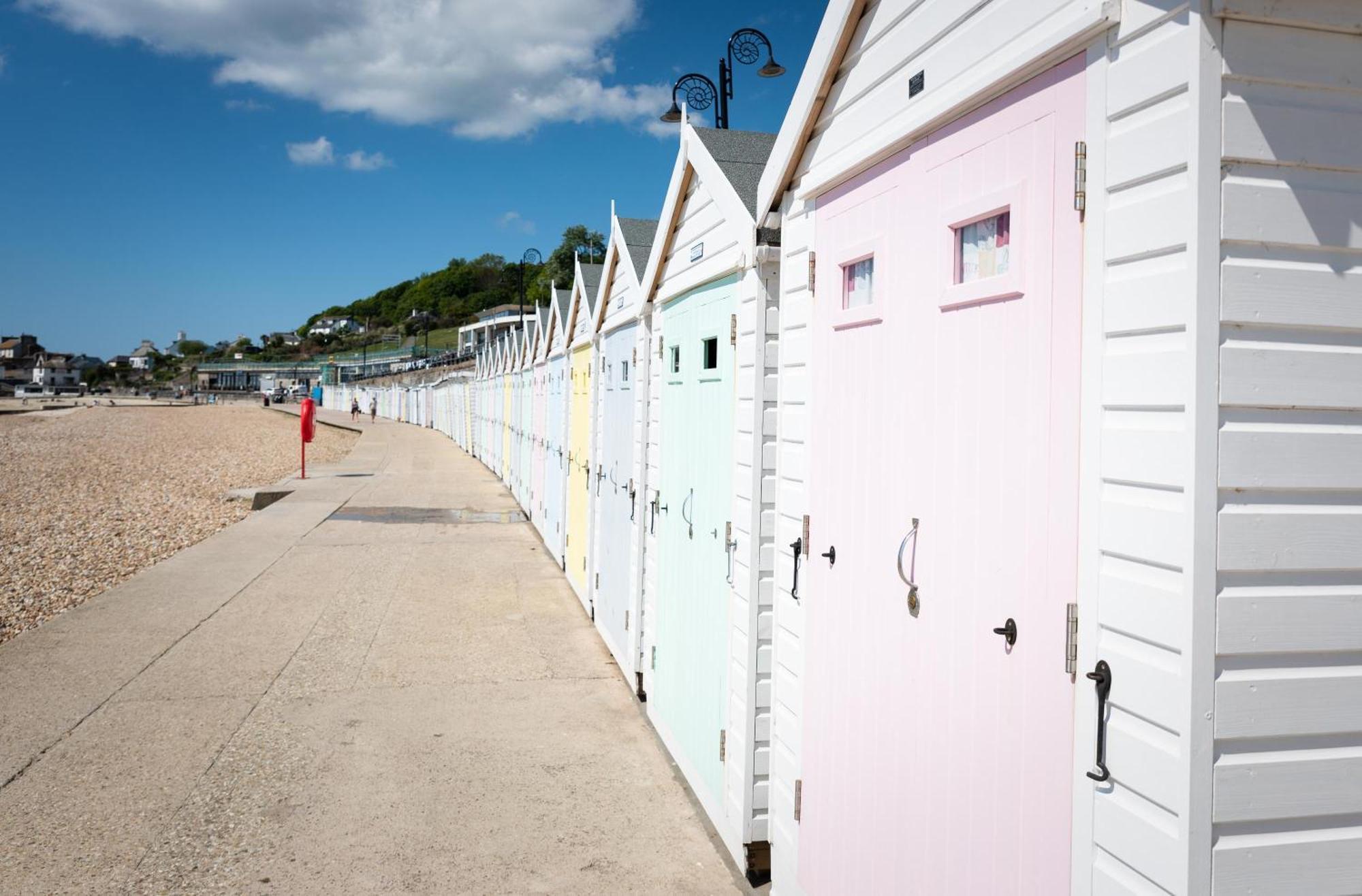 Villa Gorgeous Boutique Flat Sleeps 2 In Lyme Regis Esterno foto