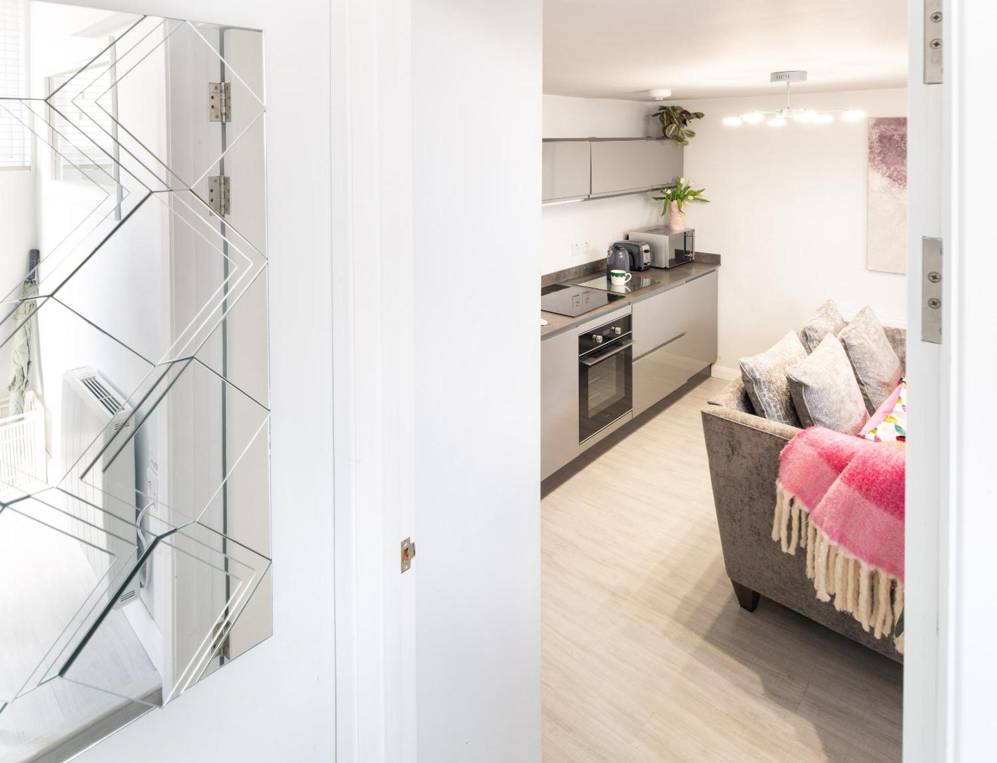 Villa Gorgeous Boutique Flat Sleeps 2 In Lyme Regis Esterno foto